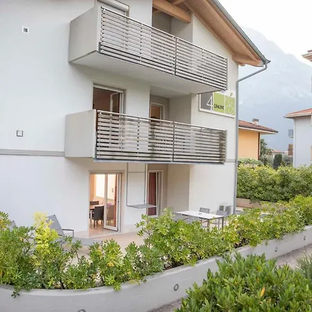 Aparthotel 4 Limoni 3*